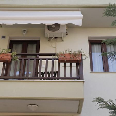 Helen'S Little Castle Free Private Parking Apartment Thessaloníki Luaran gambar